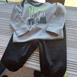 Nike baby 12m set